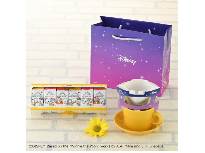 コーヒースタイルユーシーシー、真空パックのワンドリップコーヒー「CAFE@HOME Winnie the Pooh セレクション」を発売