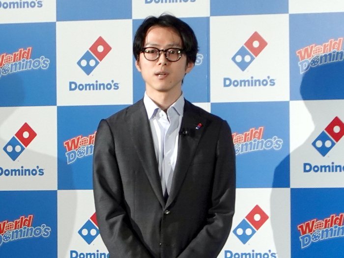 ドミノ・ピザ、欧州4ヵ国の人気肉ピザを日本人好みにアレンジした「ワールドドミノ 欧州編」を期間限定発売