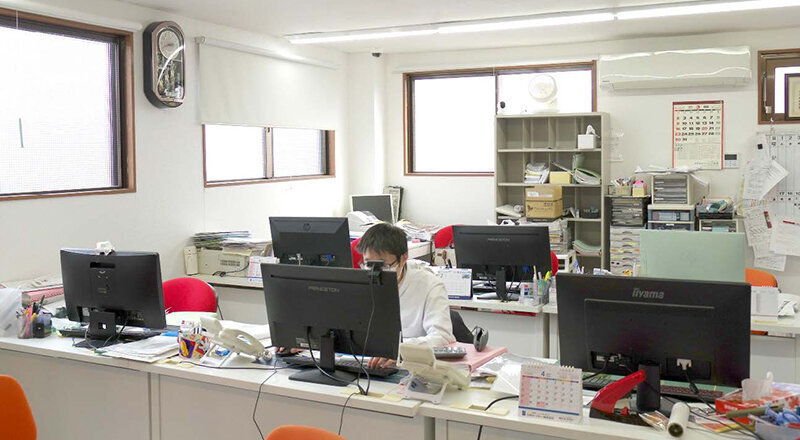 セキュリティーを強化して信頼性を確保し、遠隔地でも情報共有して作業できる環境を整える つつじ不動産（群馬県）