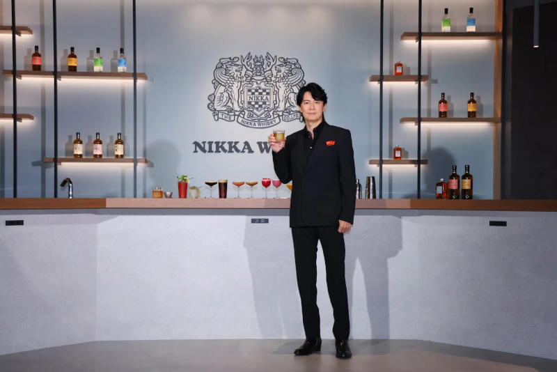 ニッカウヰスキー、期間限定で「THE NIKKA WHISKY TOKYO」をオープン、国内スペシャルアンバサダーの福山雅治さんを招待